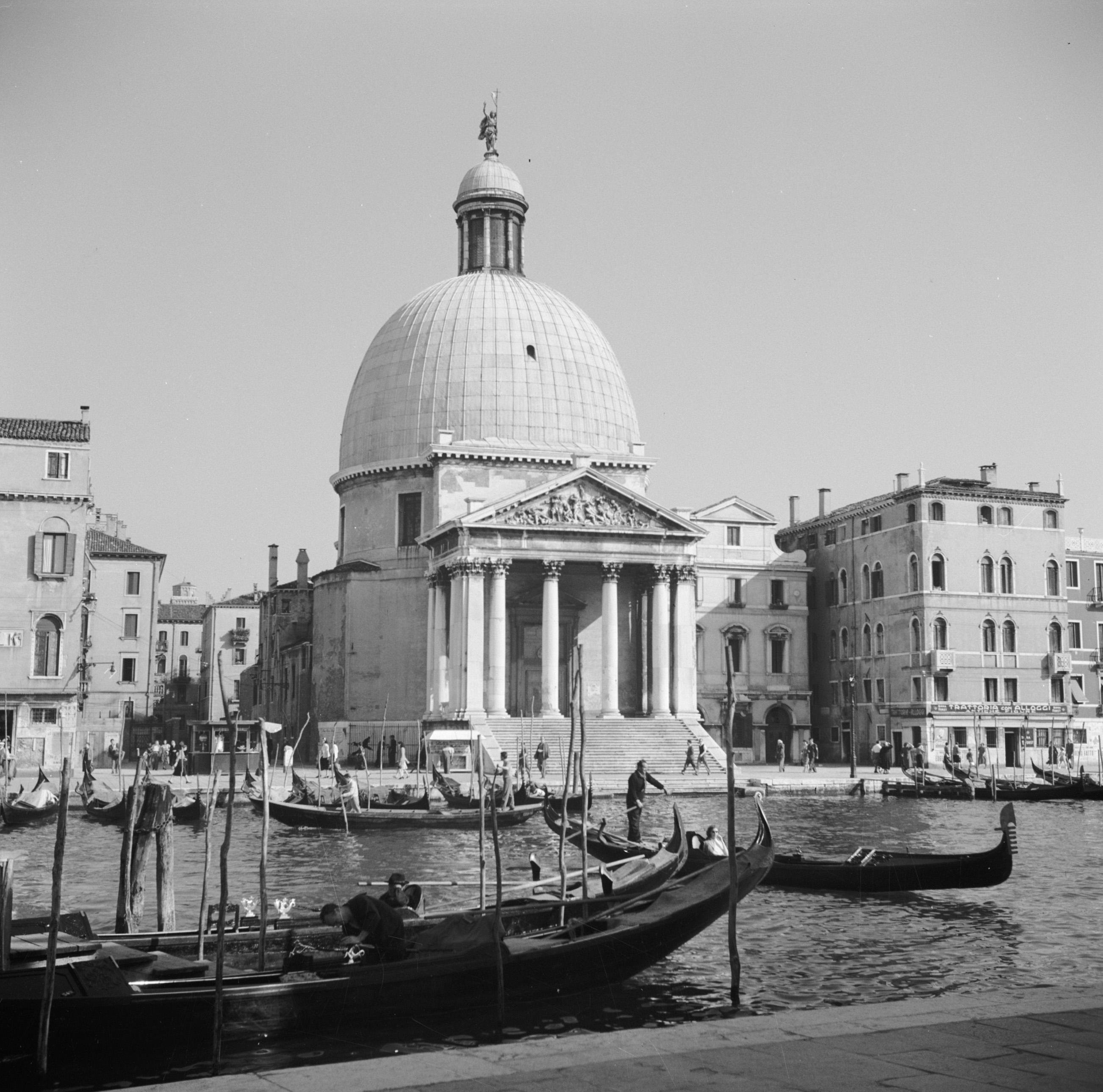 Church of San Simeone Piccolo on the Grand Canal.